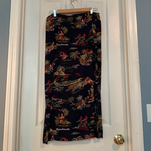 Vintage Hilo Hattie Hawaiian wrap skirt - Picture 2 of 4